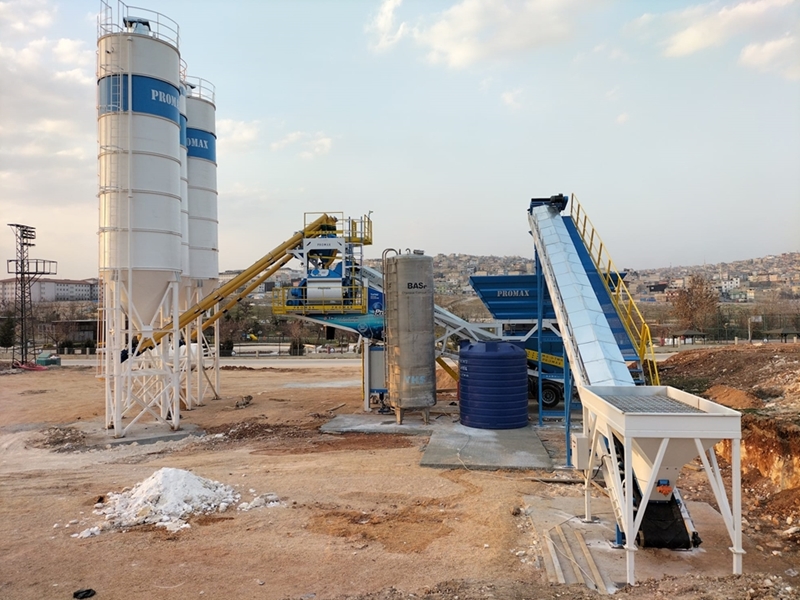 100m³/h Mobile Concrete Batching Plant